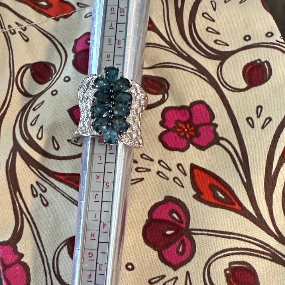 Elegant Silver and London Blue Topaz Gemstone Ring Sz 7